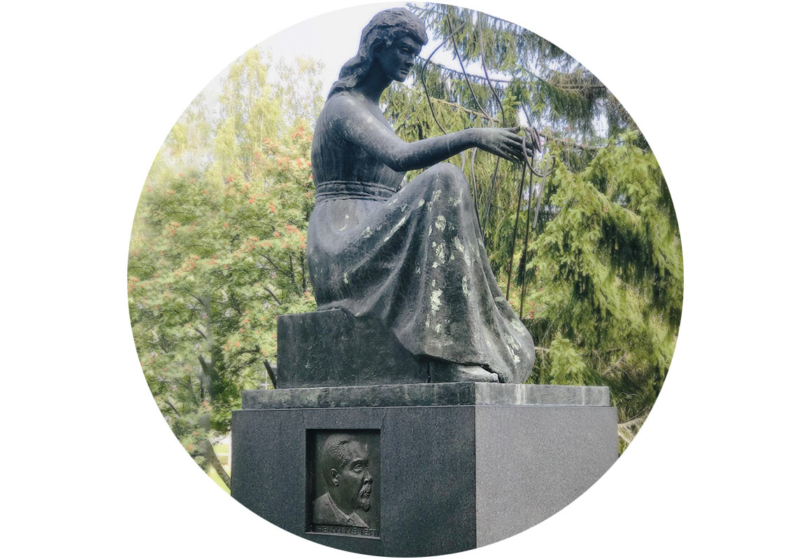 Kalervo Kallion Klemetti-Kuulan patsas